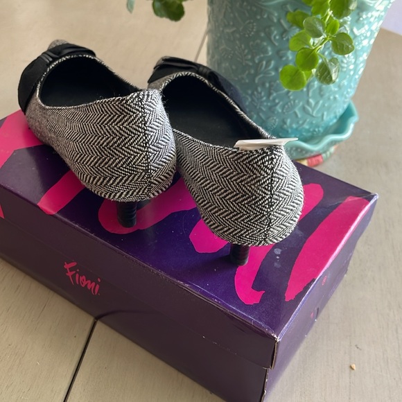 EUC Vintage 90’s Fioni Ropa Cab Kennedy Heels - Picture 3 of 11